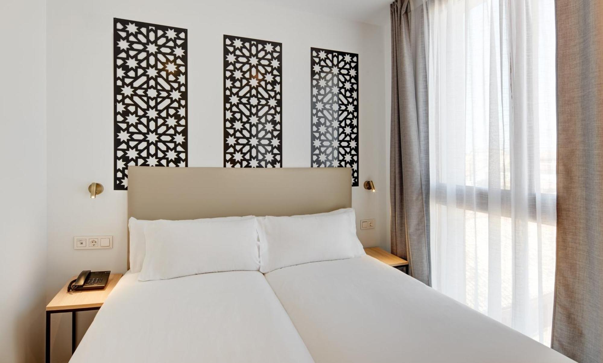 Sercotel Granada Suites Exteriör bild